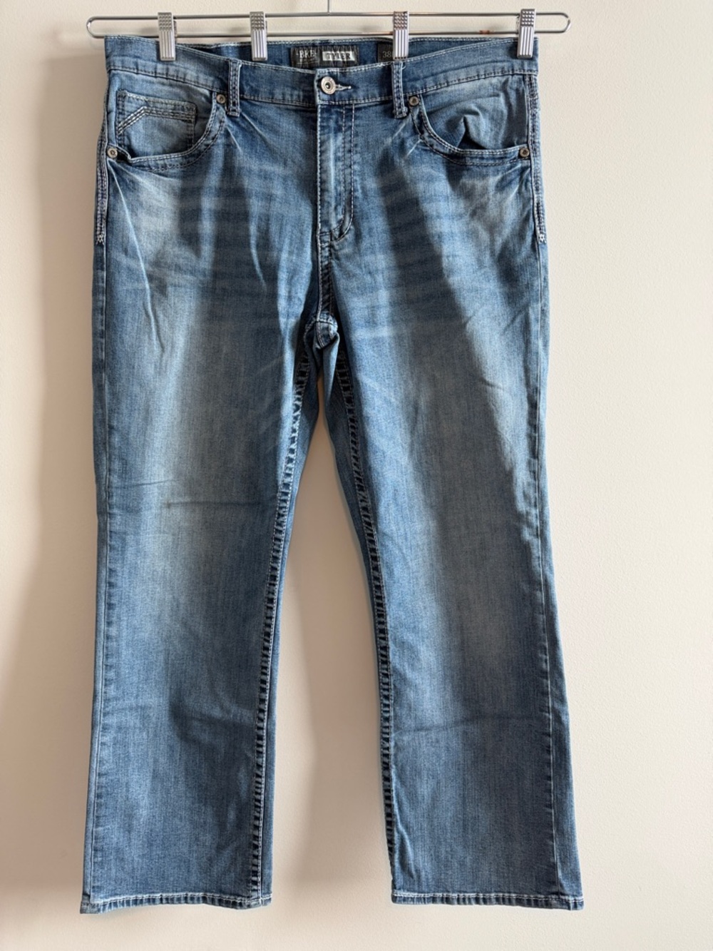 Men’s BKE Tyler Bootcut Jeans size 38x32 western bootcut denim workwear